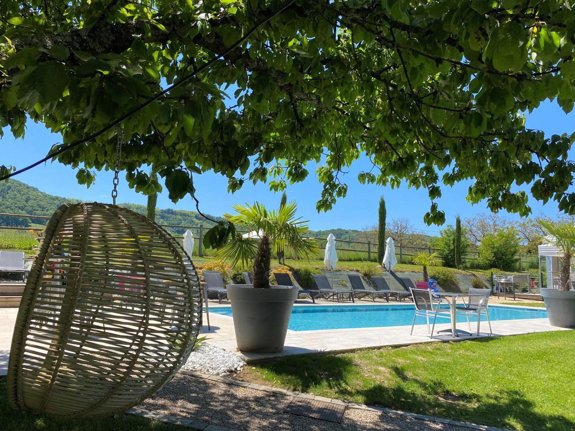 Domaine de Suzel Hotel Vignieu Exterior foto